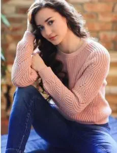 Elite escort service in Islamnagar Aliganj for home and hotel visits